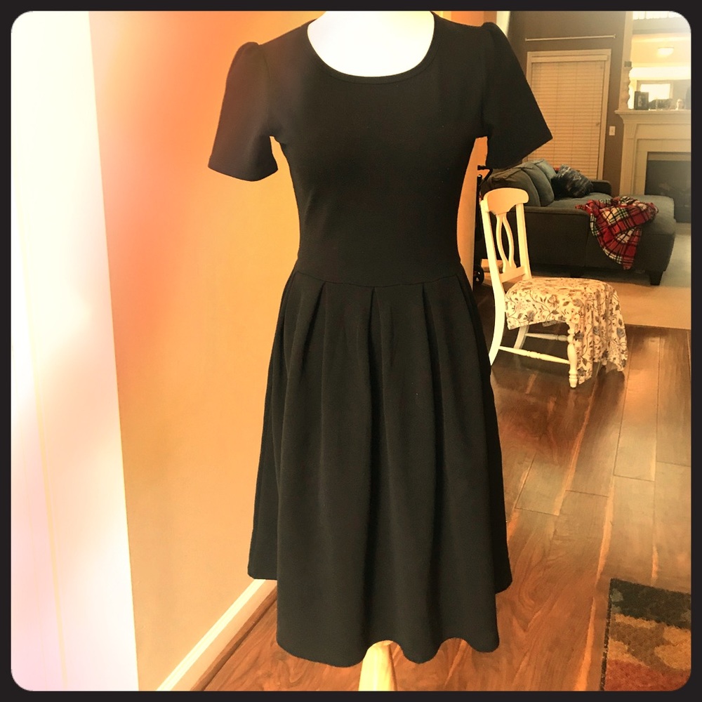 The Amelia All Black Collection.